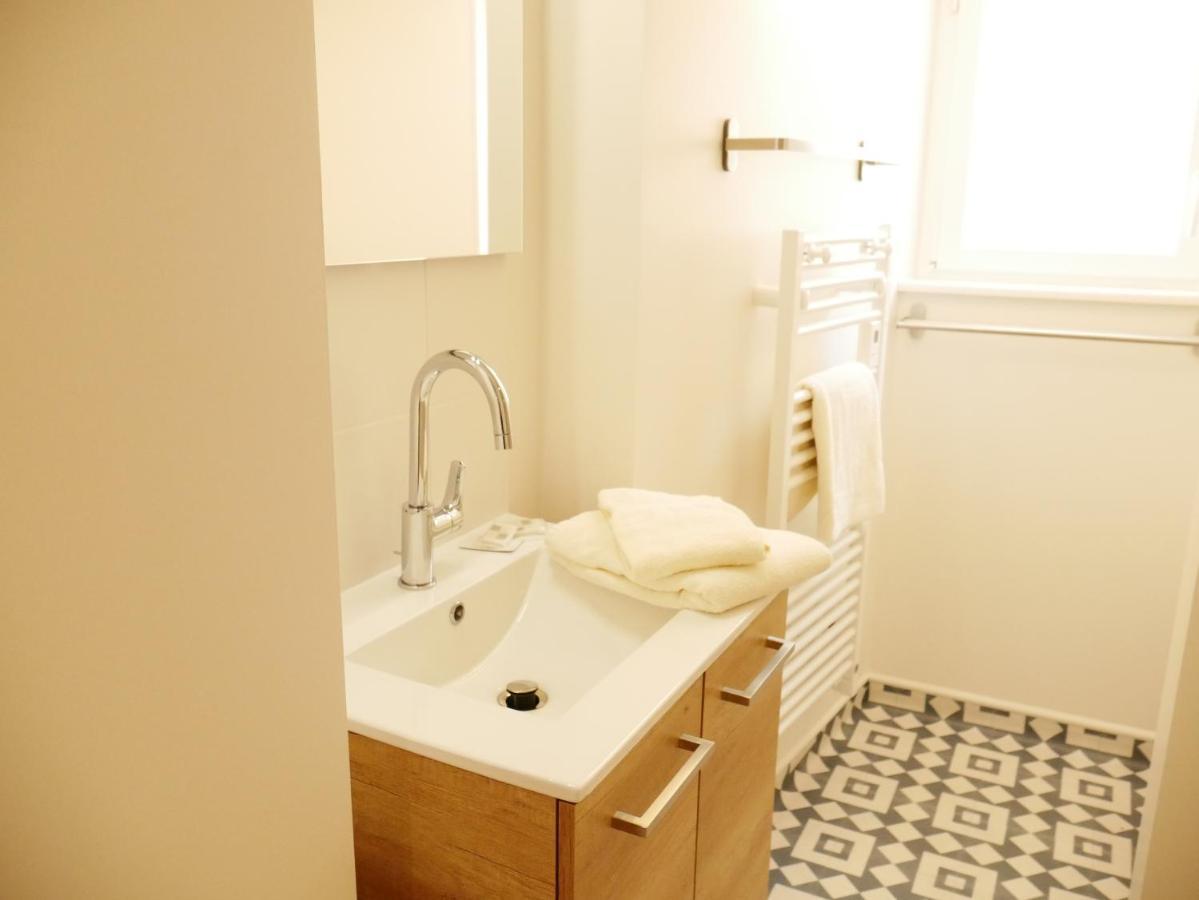Appartement neuf avec WIFI - 2 pers Bourbon-Lancy Extérieur photo